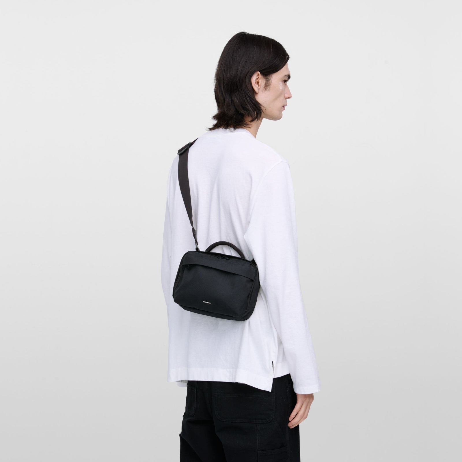 GO SHOULDER BAG
