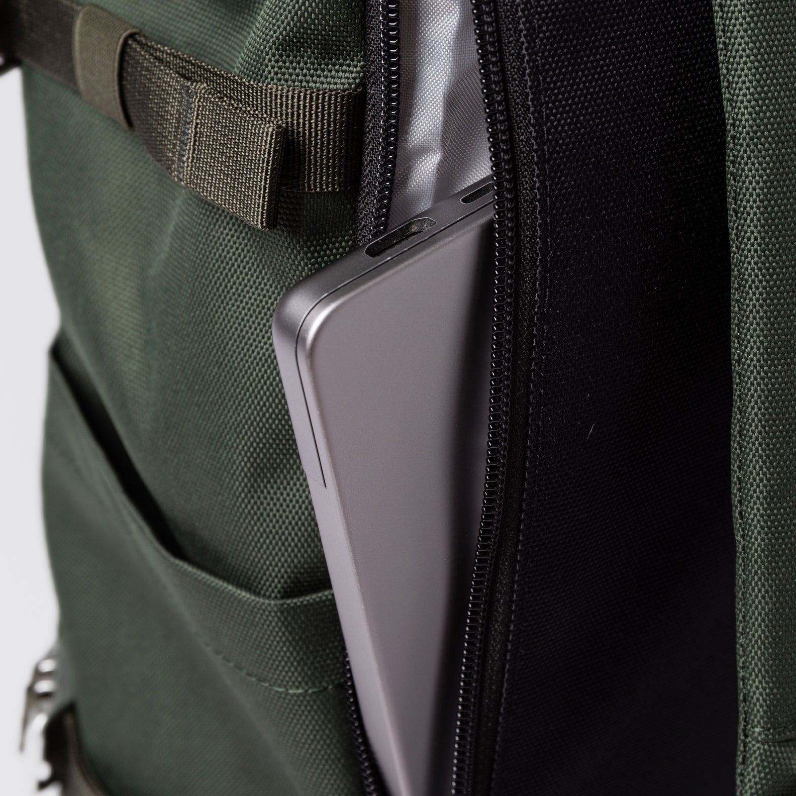 ICON ROLLTOP BACKPACK 16”