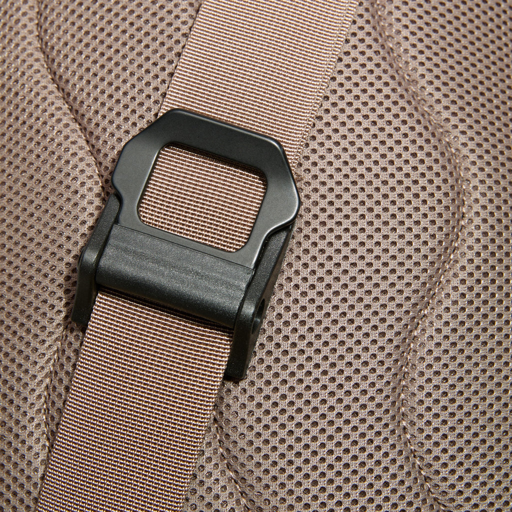 STREAM SLING BAG クレイ