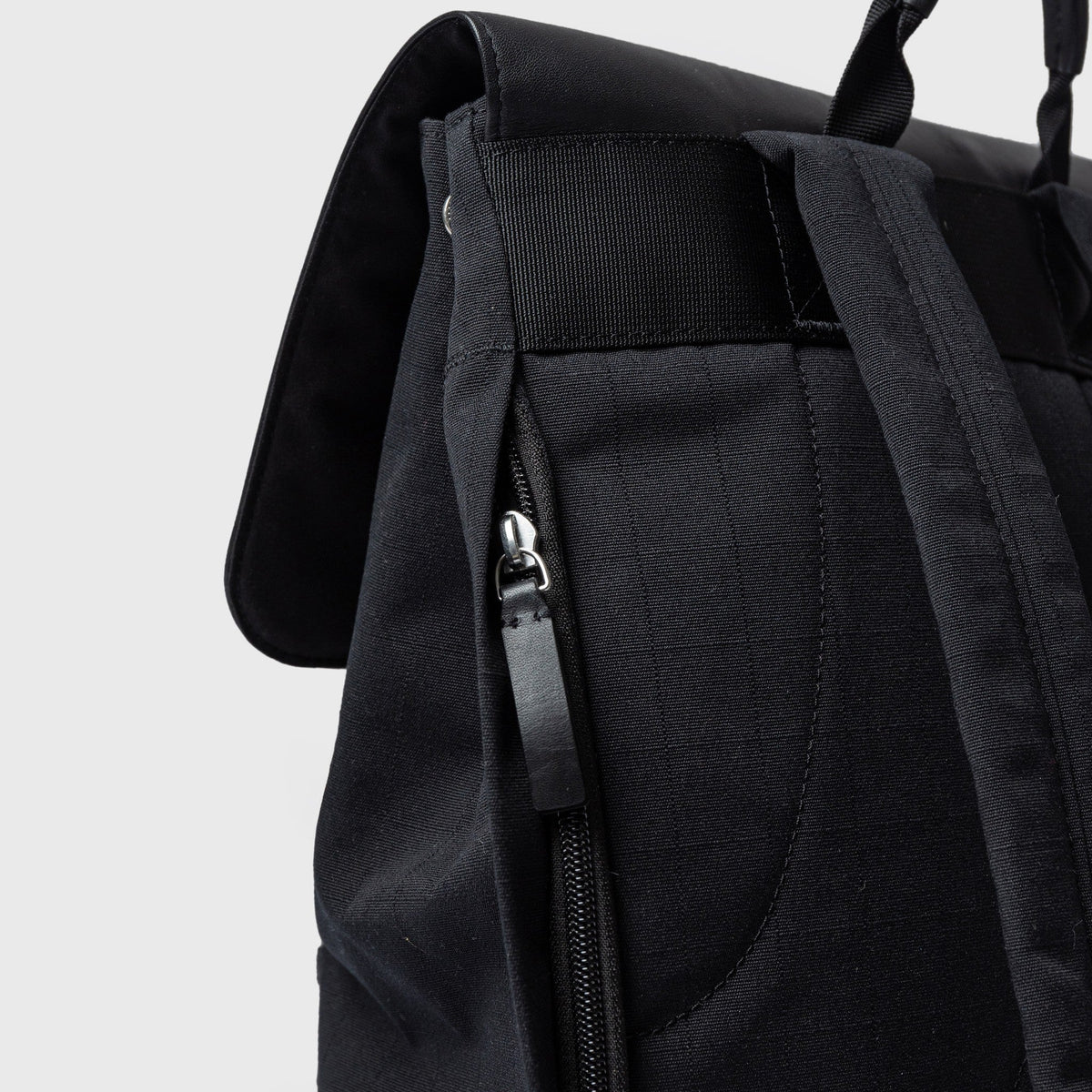 LEATHER LID BACKPACK 14"
