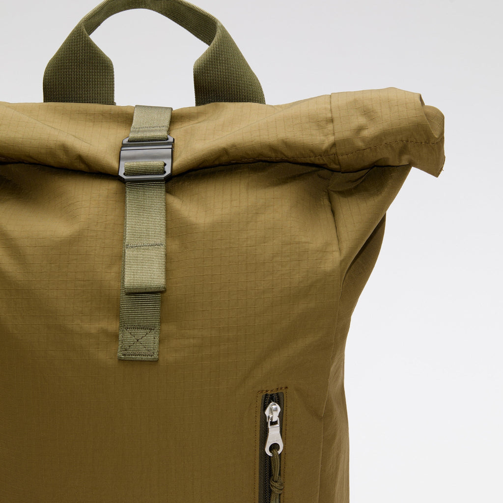 GRID ROLLTOP BACKPACK 16"