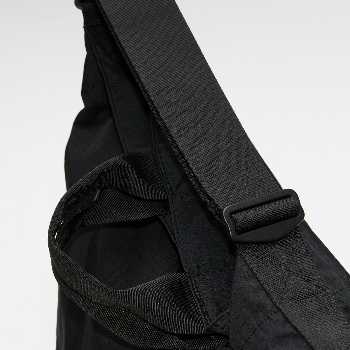 GRID SHOPPER BAG