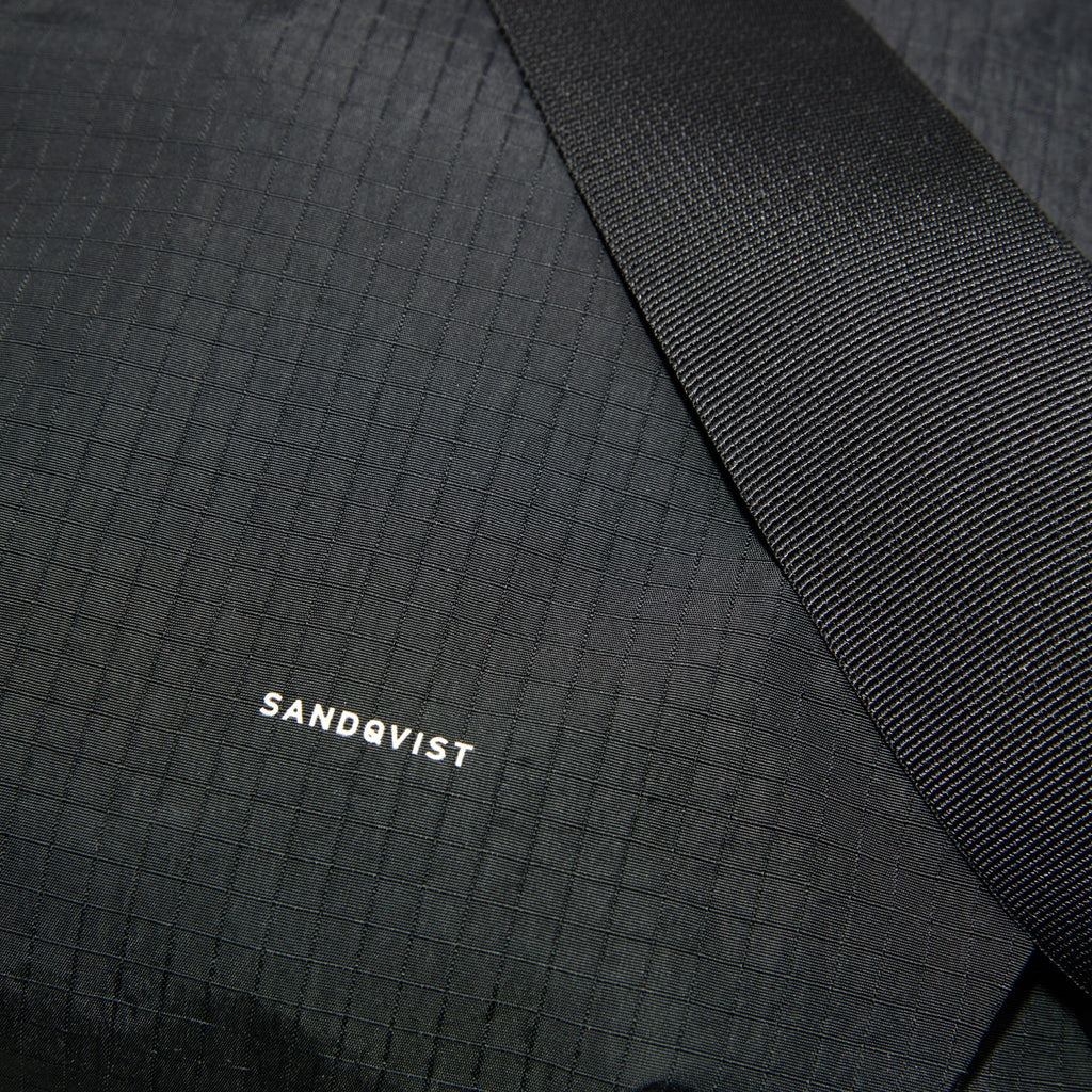 GRID SHOPPER BAG