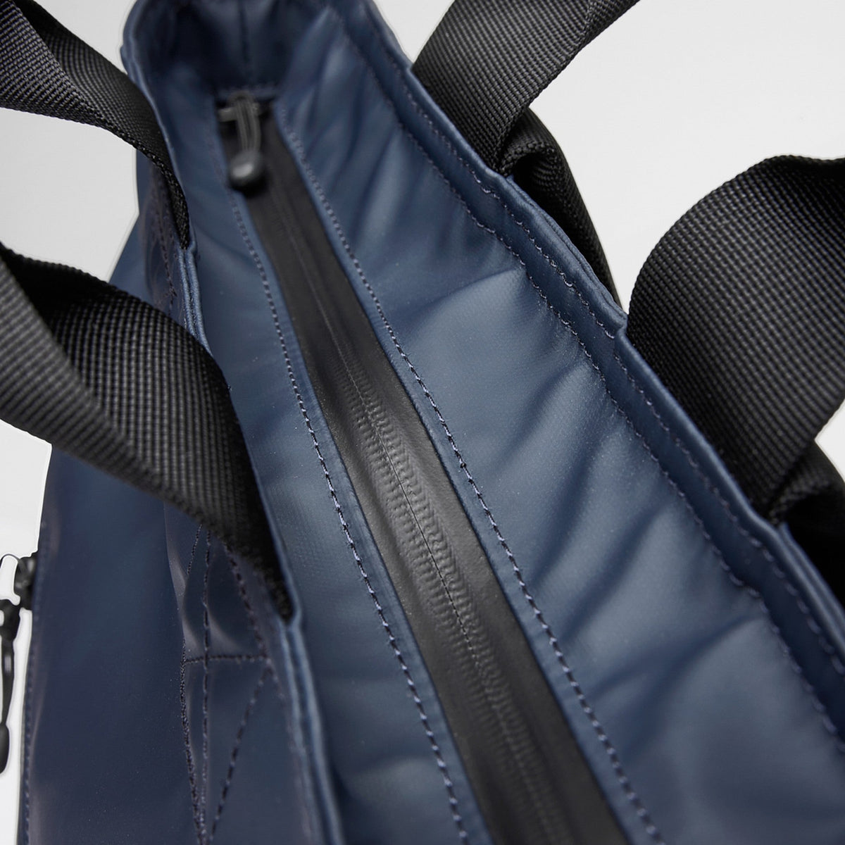 STREAM TOTE BACKPACK 14"