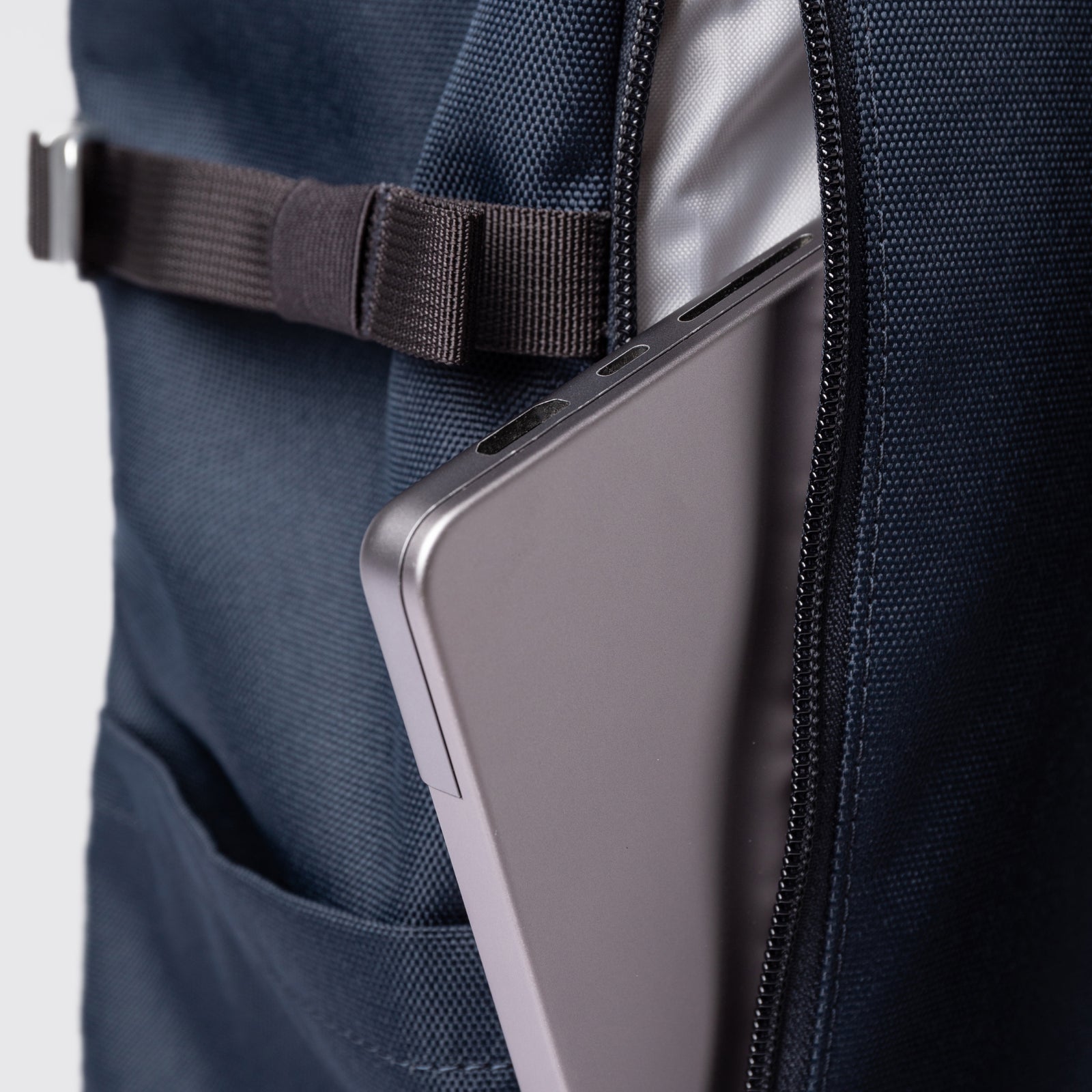 ICON ROLLTOP BACKPACK 16”