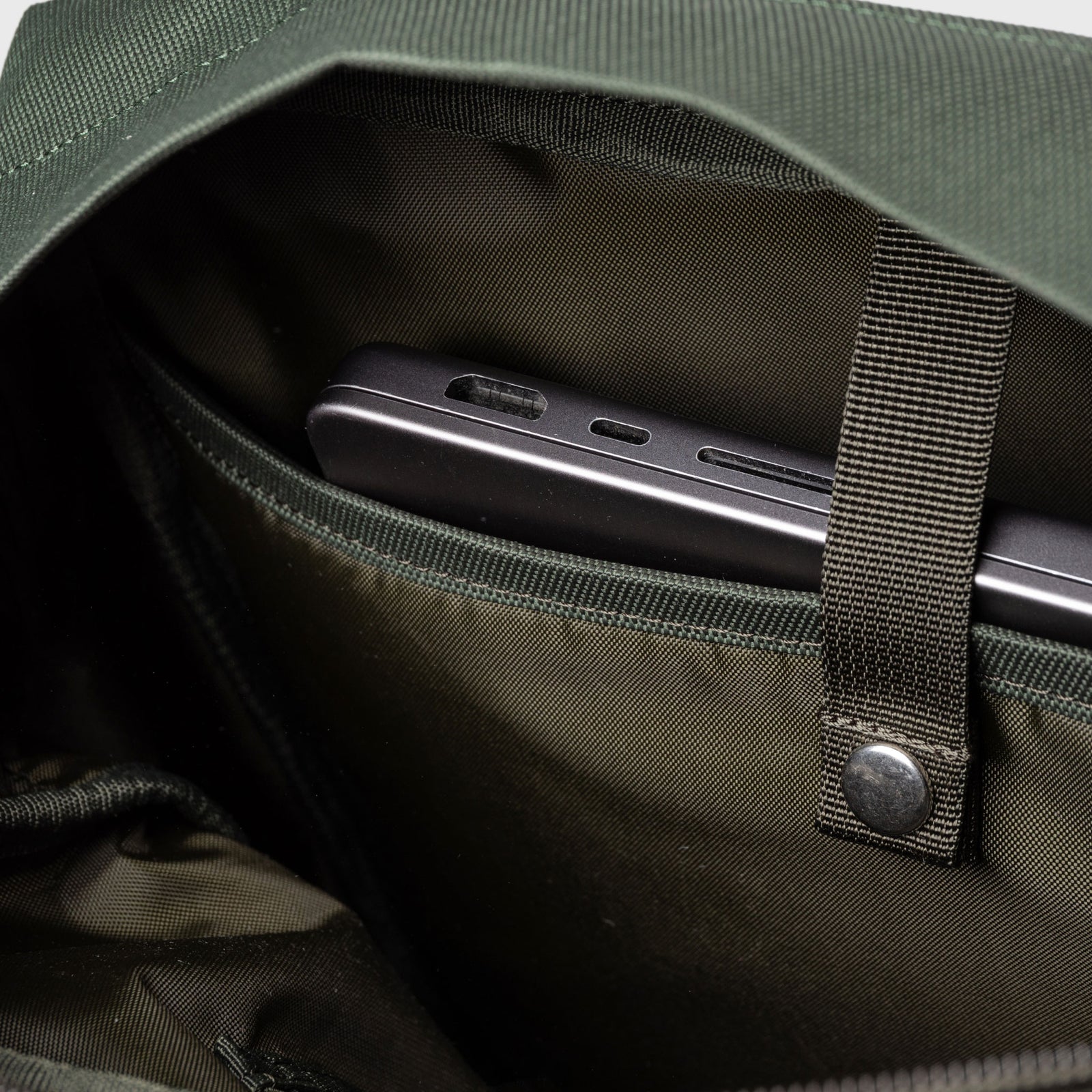 GO 2-WAY TOTE BACKPACK