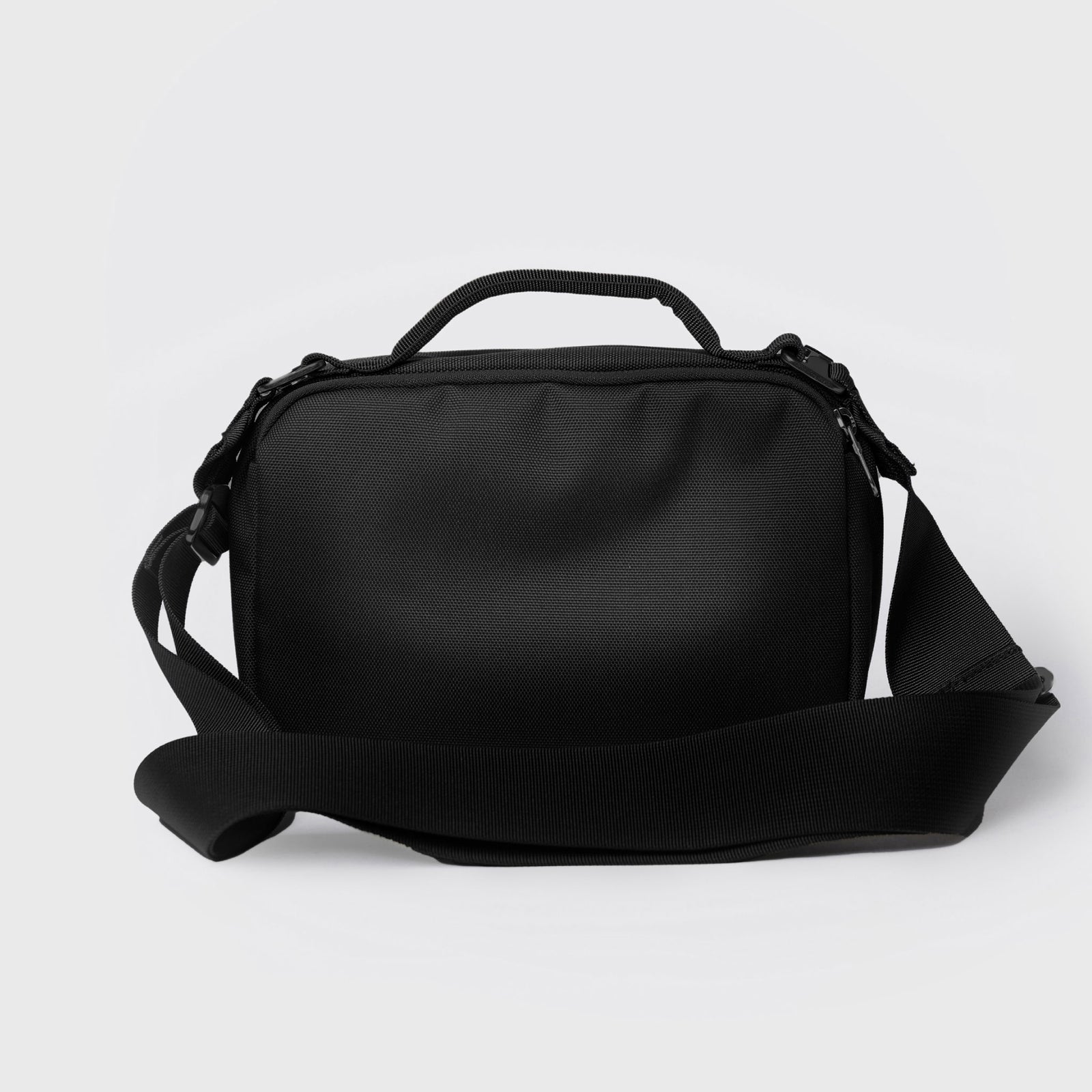 GO SHOULDER BAG