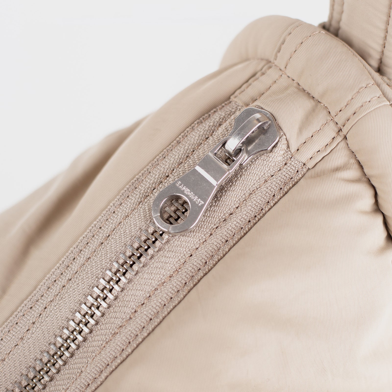 CURVE HALF MOON BAG