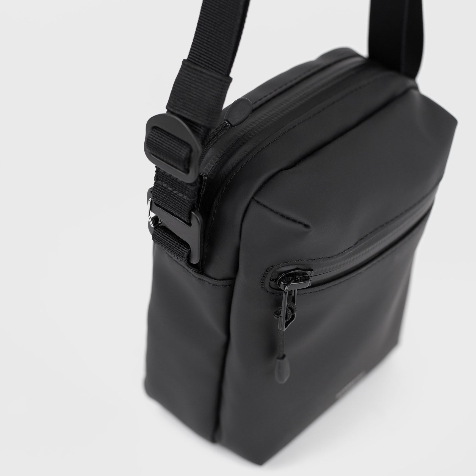 STREAM SHOULDER BAG