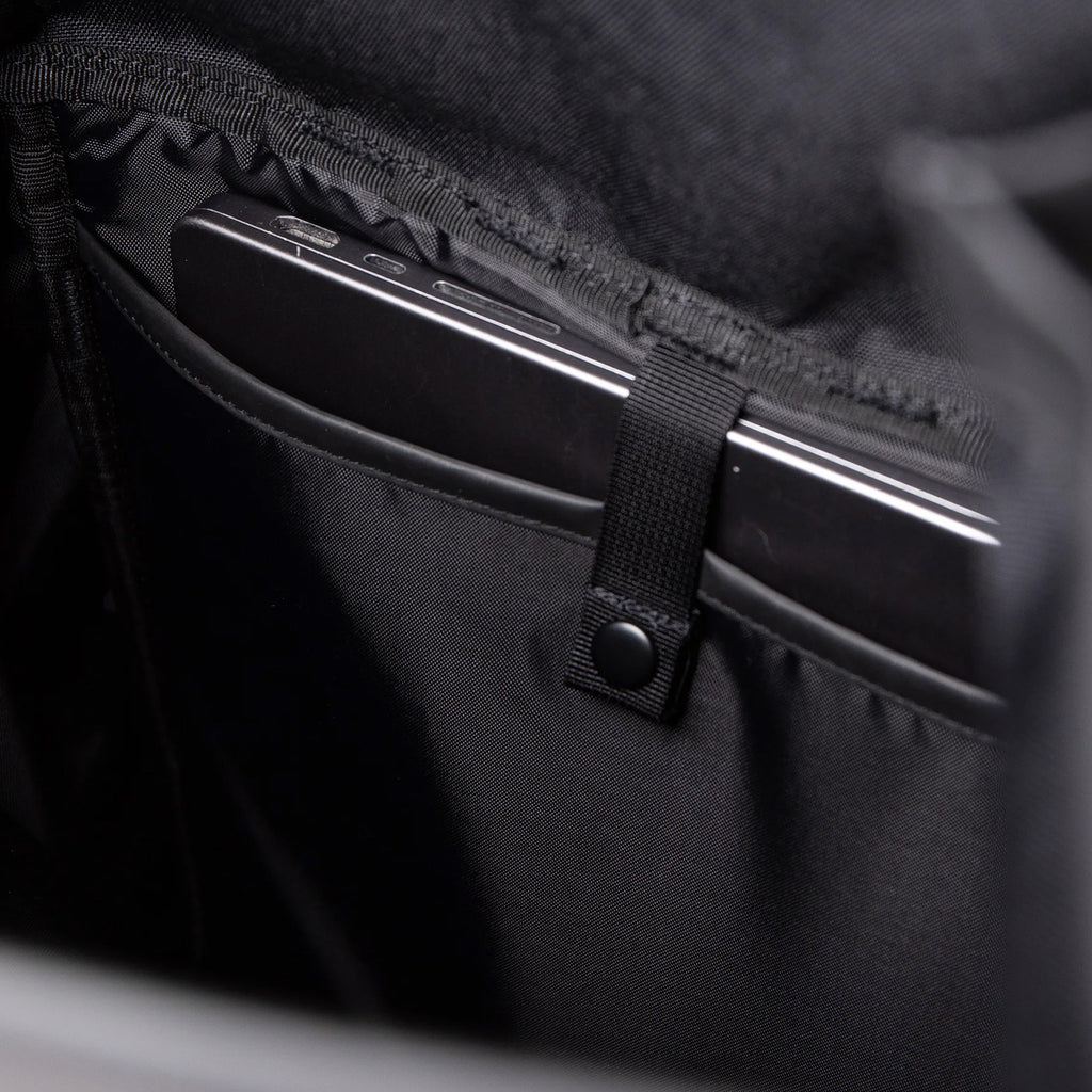 STREAM SLIM ROLLTOP BACK PACK 14”