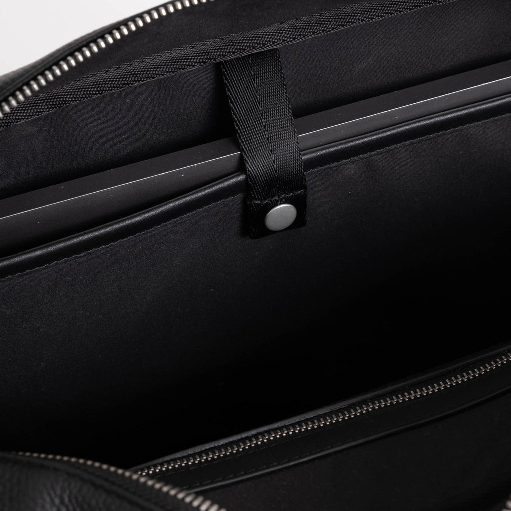 LEATHER BOWLING BAG