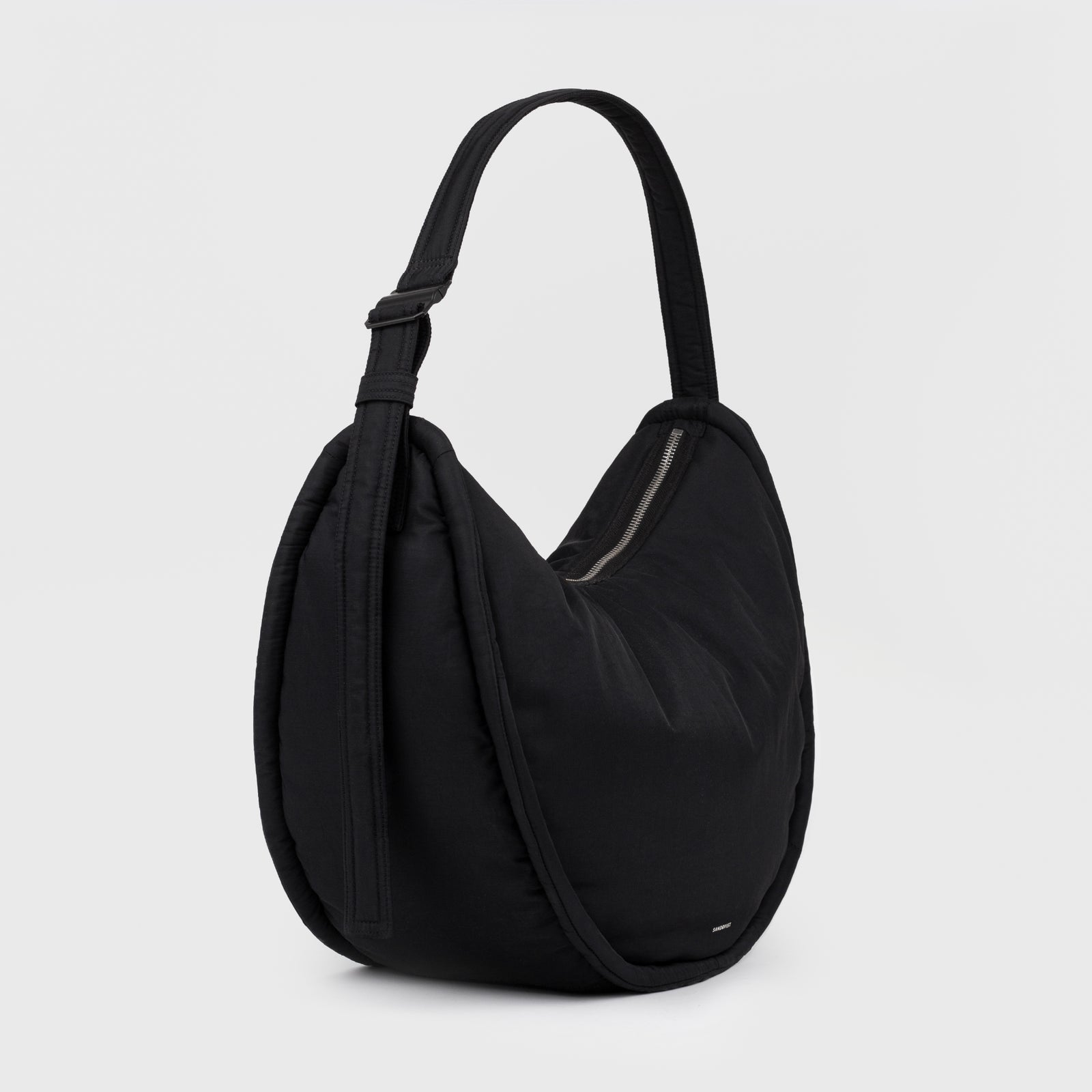 CURVE HALF MOON BAG