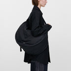 CURVE HALF MOON BAG