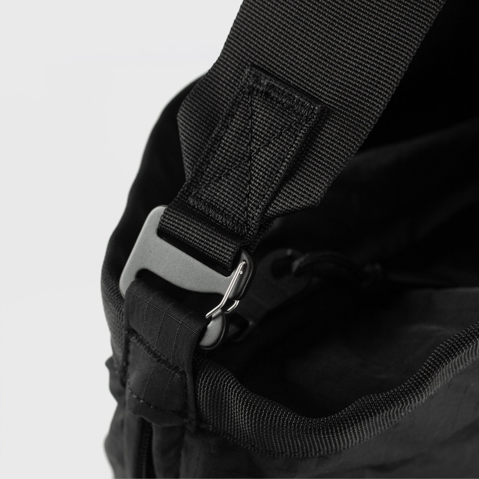 GRID EXPANDABLE TOTE BAG