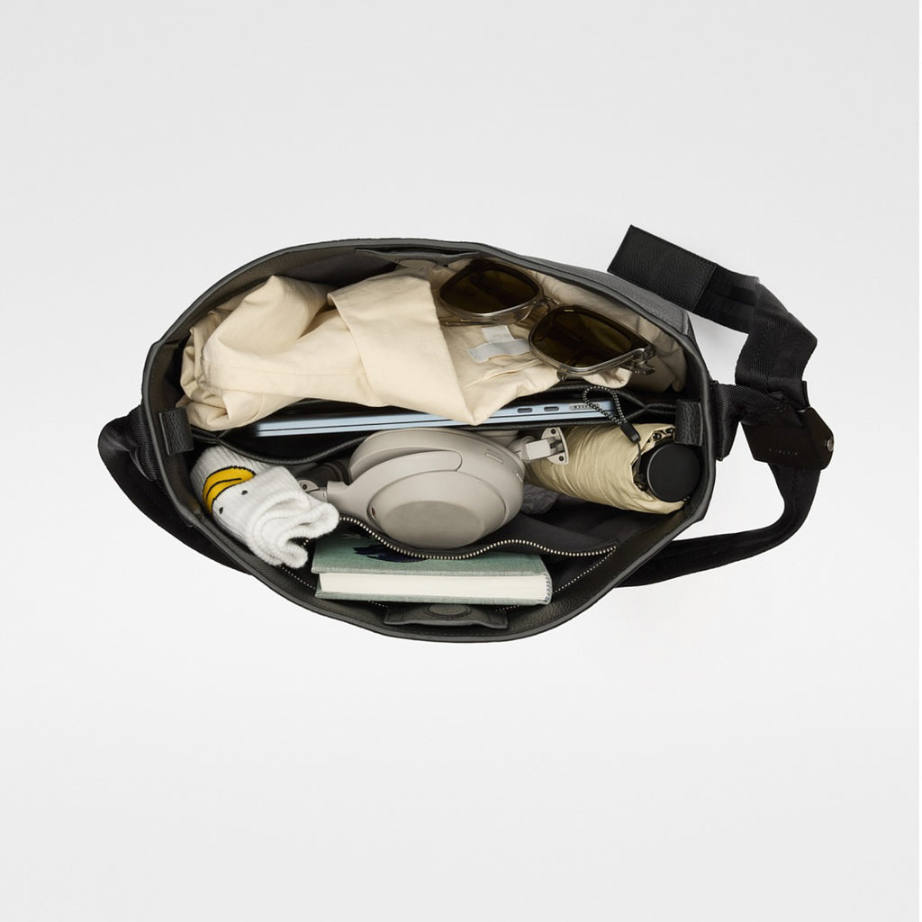 LEATHER HOBO TOTE