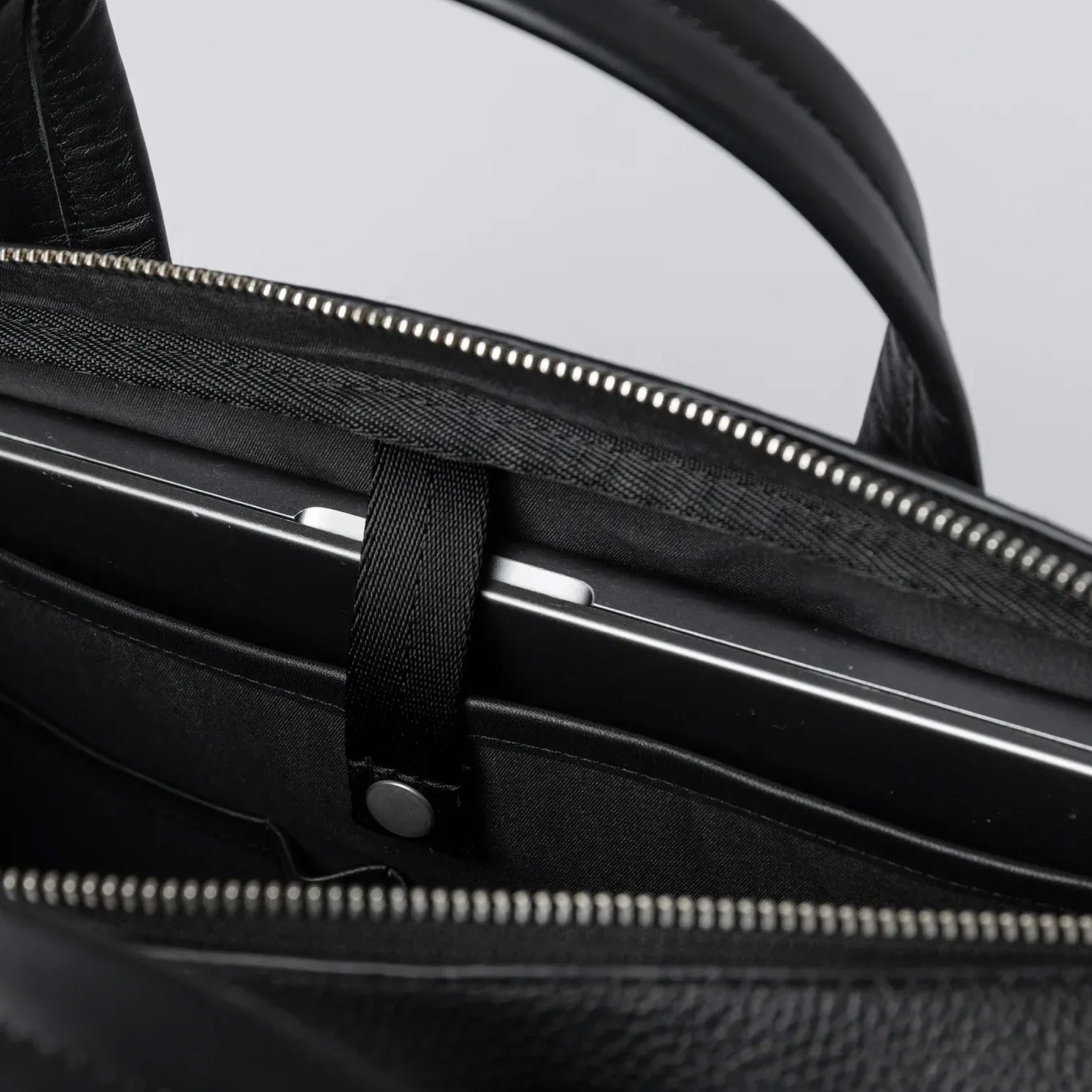 LEATHER BRIEFCASE 14 BLACK / レザー ブリーフケース 14 ブラック