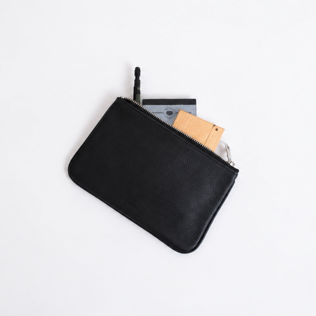 LEATHER POUCH PIPING