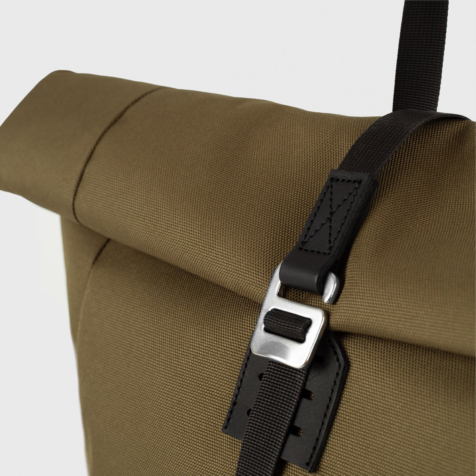 ICON ROLLTOP BACKPACK 16”