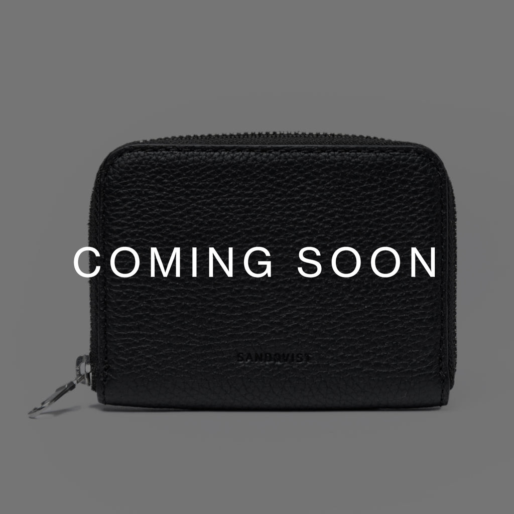 LEATHER ZIP WALLET